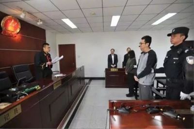 王寶強律師曬照引熱議 宋喆獲刑六年，明星經(jīng)紀背后的警示